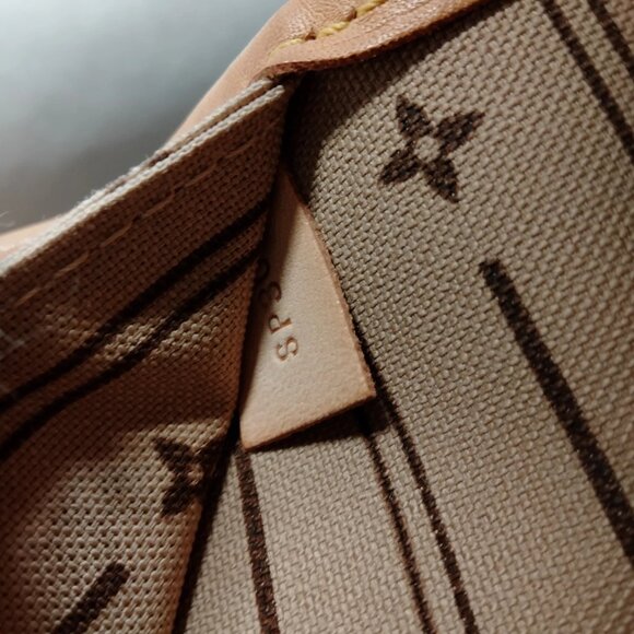 Authentic Louis Vuitton Neverfull PM Brown Monogram Tote Bag mn1300-111825 - Picture 15 of 16
